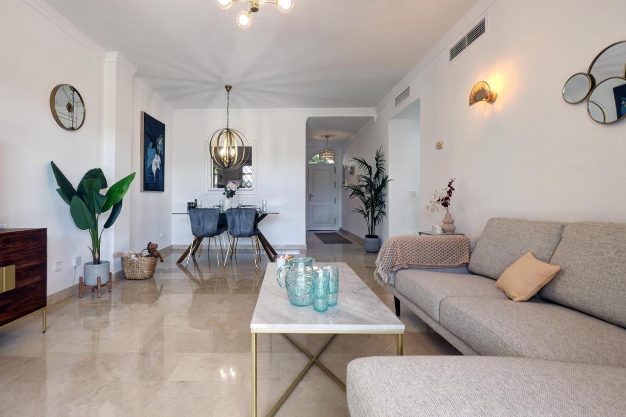 Ferienwohnung Aloha Gardens In Puerto Banus Marbella Exterior foto