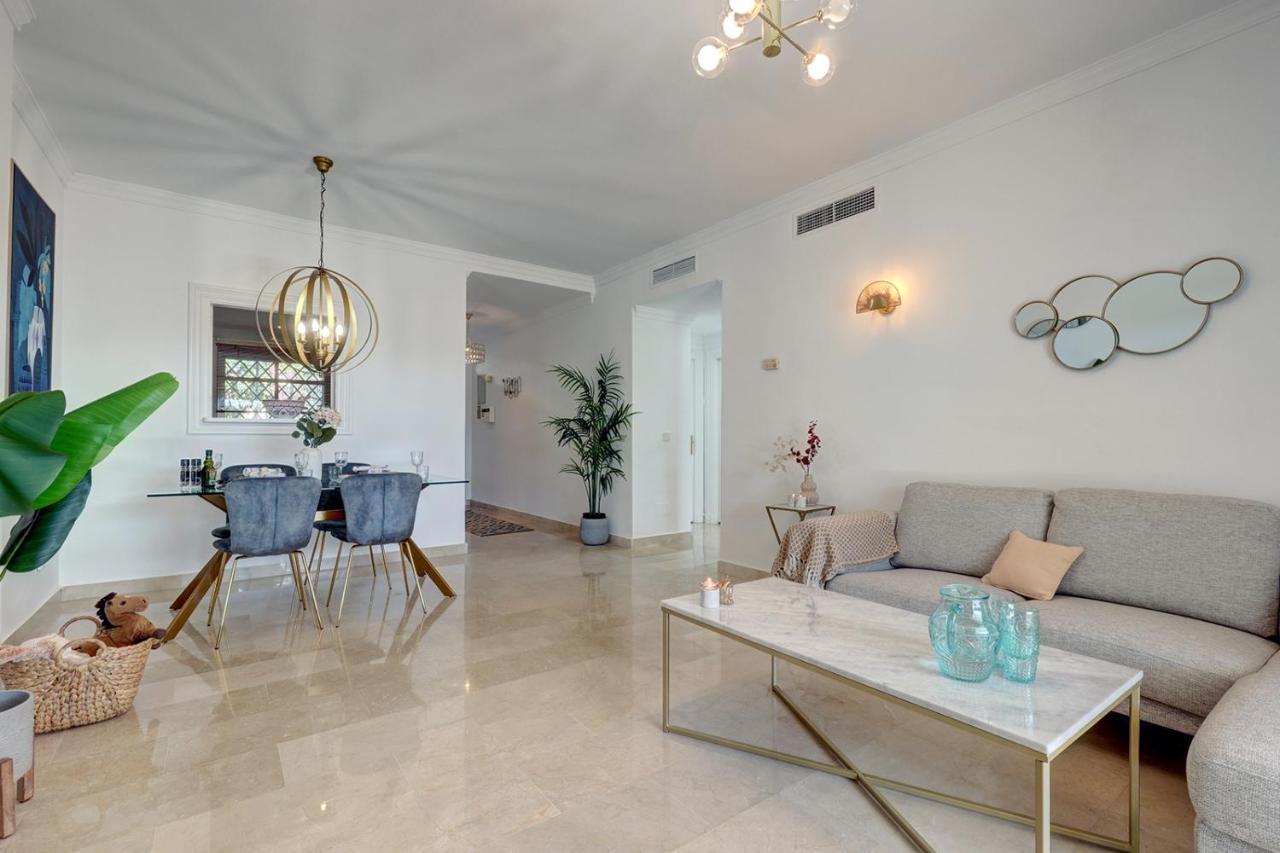 Ferienwohnung Aloha Gardens In Puerto Banus Marbella Exterior foto