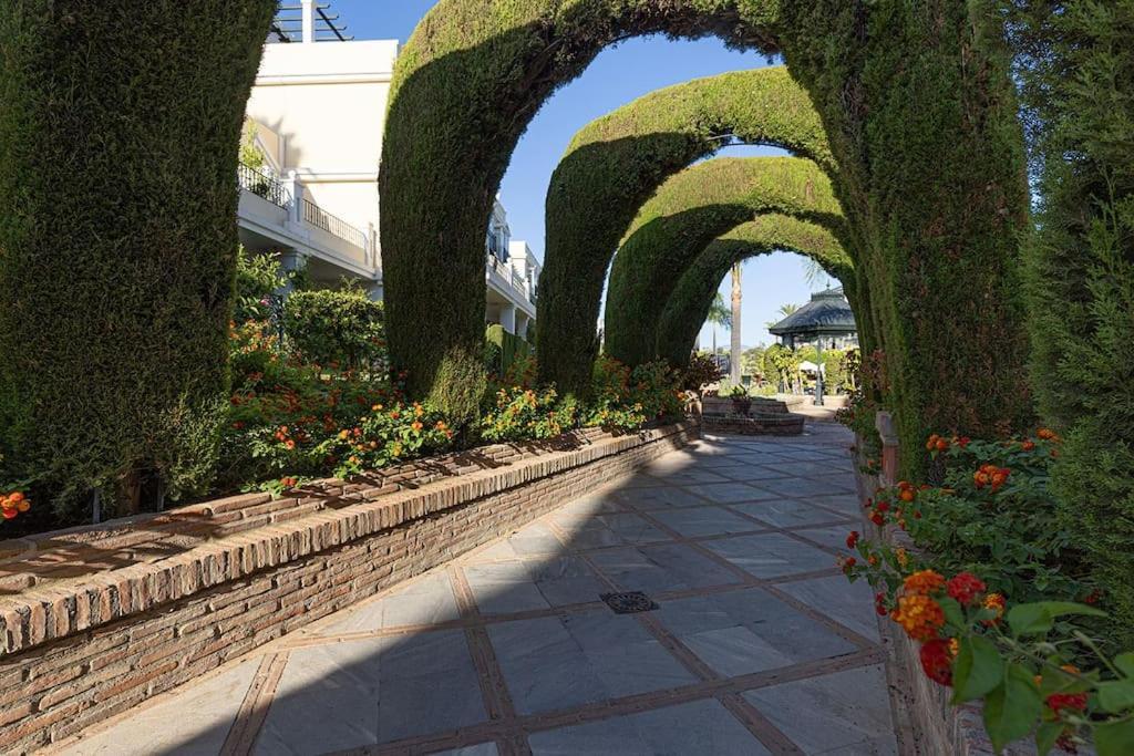 Ferienwohnung Aloha Gardens In Puerto Banus Marbella Exterior foto